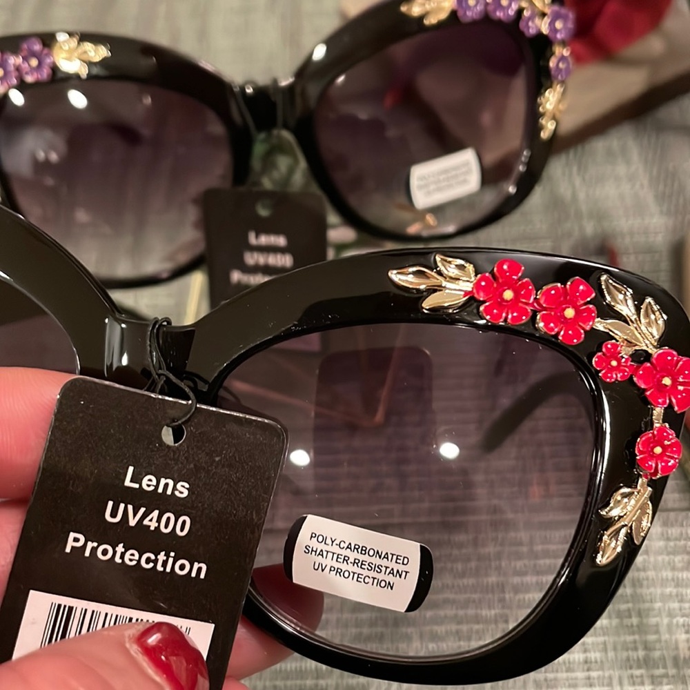 - #202 NWT Rose Covered Glasses - Picture 4 of 16